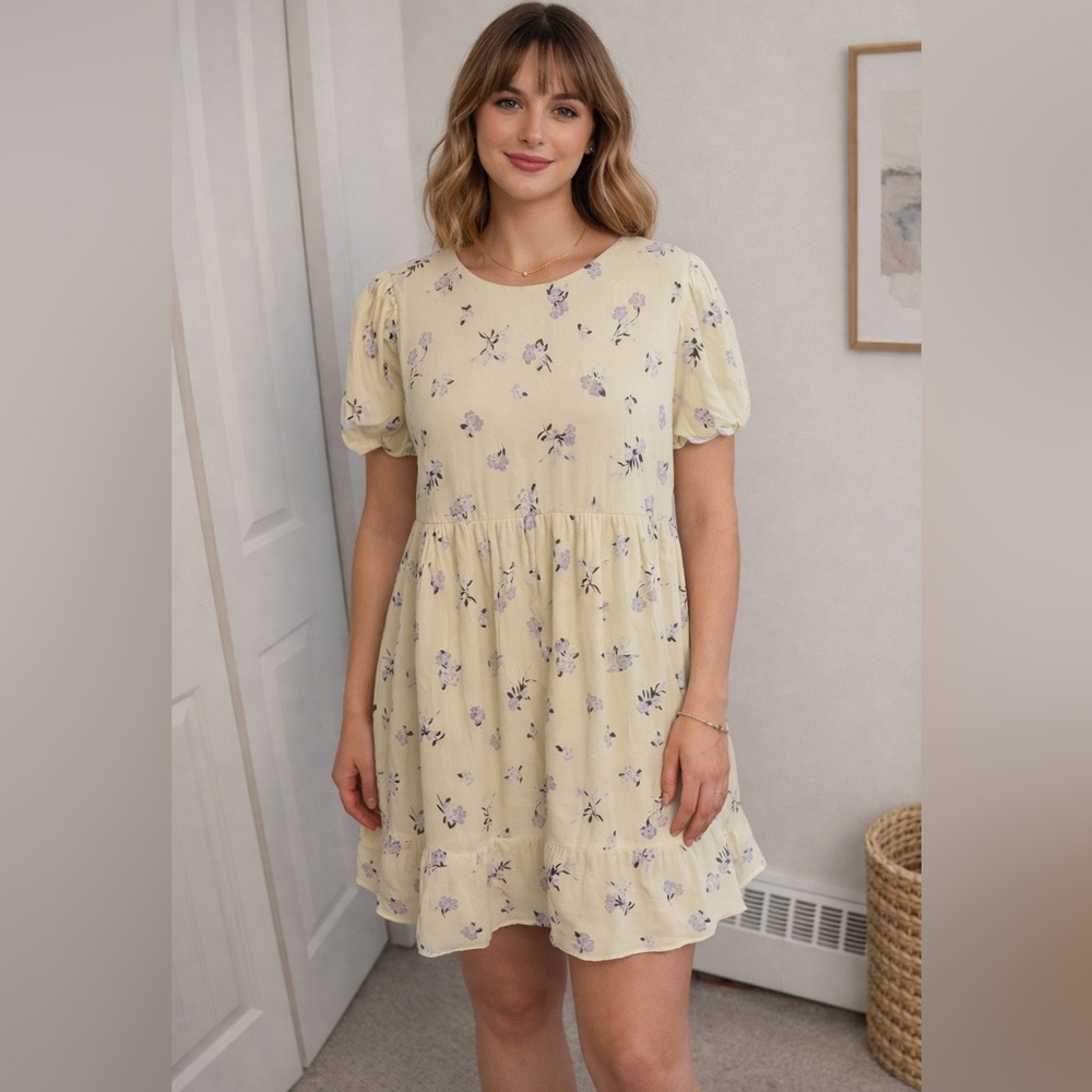 Aritzia sun deh zane floral mini dress size small Yellow